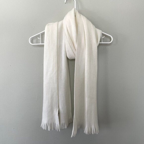 Calvin Klein white comfortable winter fall scarf warm soft style delicate - Picture 1 of 6